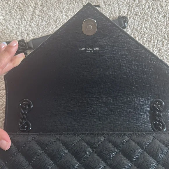 Saint Laurent Black Medium Quilted Leather Shoulder Bag - Picture 6 of 11